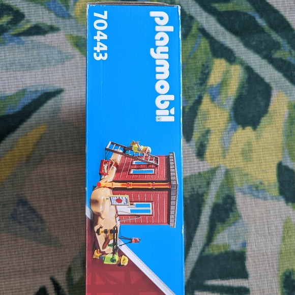 BNIB Playmobil Mini Excavator with Building Section - 117 piece Set - Picture 8 of 8